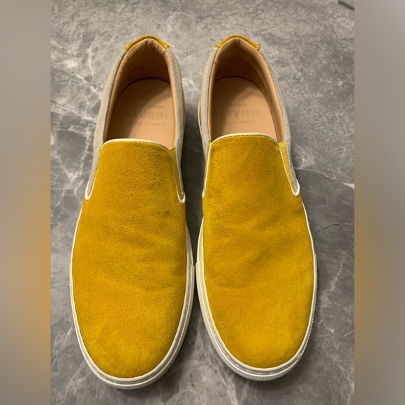Men’s GREATS “Wooster” yellow suede size 9.5 - Picture 1 of 7